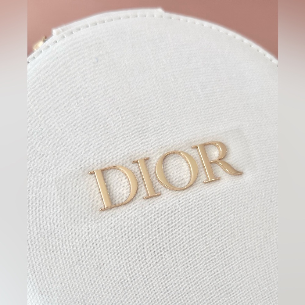 2 Options- Dior Vanity Cosmetic Case - Picture 3 of 10